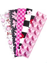 Load image into Gallery viewer, RTS - Fidget Bookmark 5pc SET - Sweet Valentine's Day