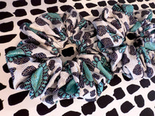 Load image into Gallery viewer, RTS - Scrunchie - Cow Conch