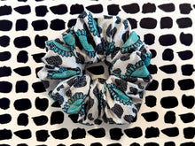 Load image into Gallery viewer, RTS - Scrunchie - Cow Conch